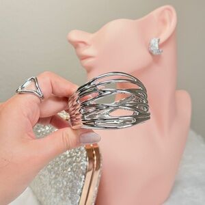 ⚜️ Silver Statement Cuff Bracelet